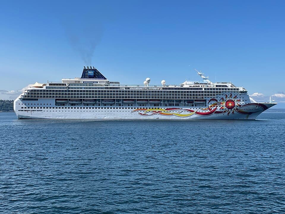诺唯真太阳号 Norwegian Sun