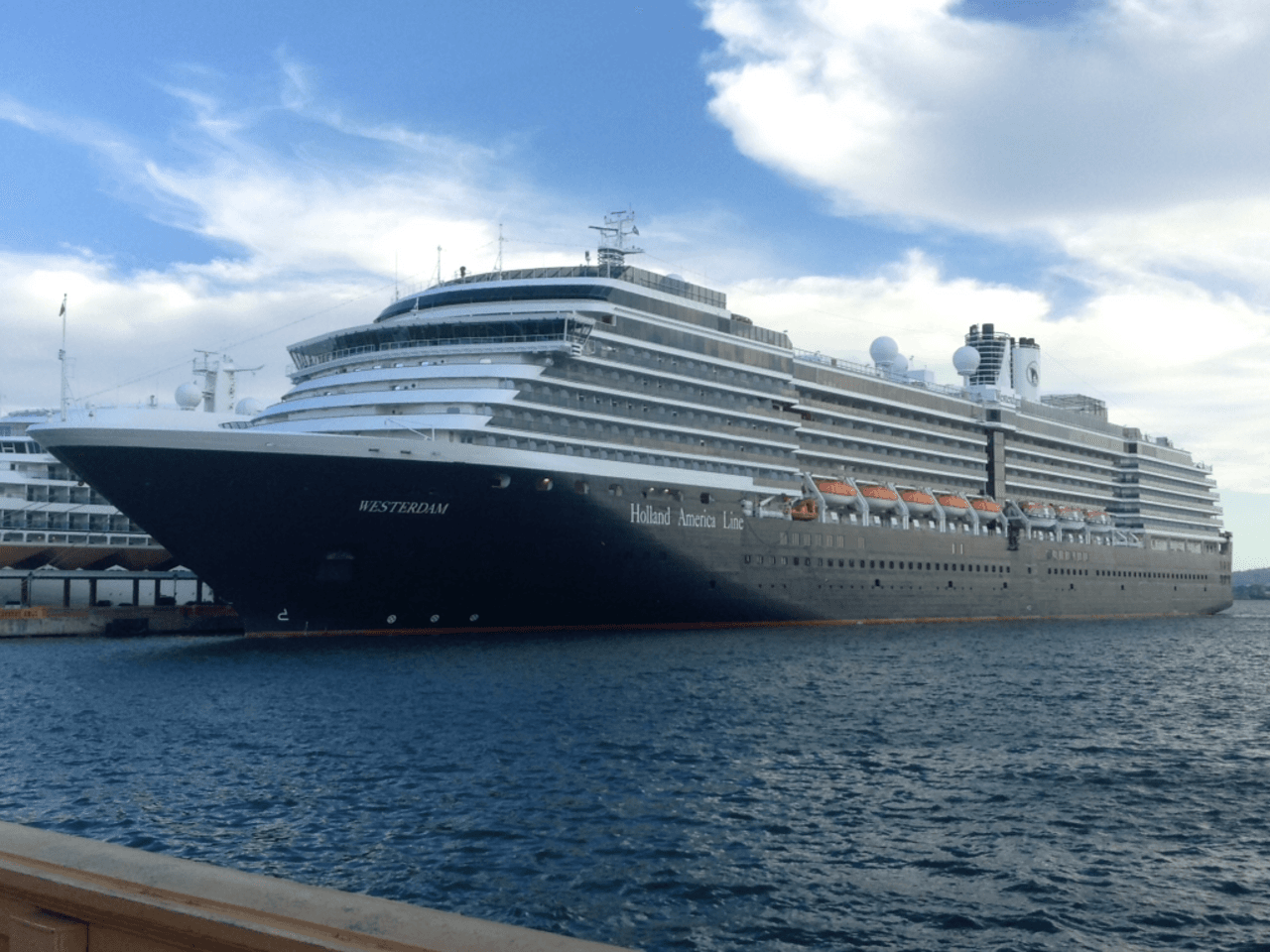 威士特丹号 Westerdam